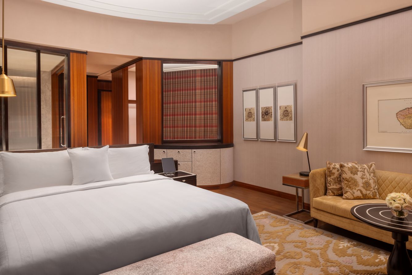 ITC Ratnadipa Hotel